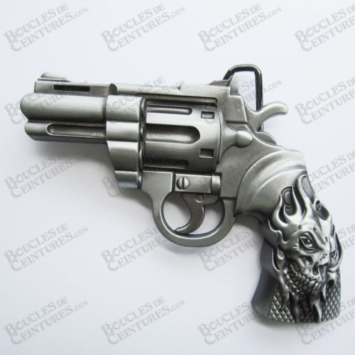 REVOLVER AVEC GRAVURE SUR LE MANCHE REVOLVER AVEC GRAVURE SUR LE MANCHE