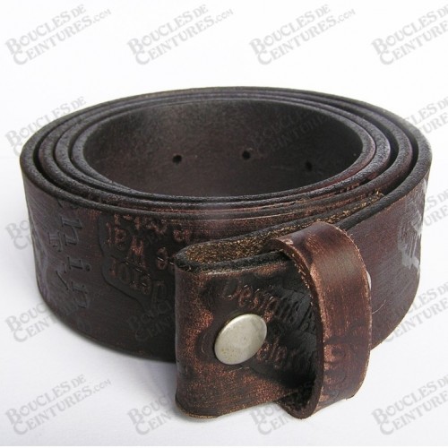 CEINTURE BRUN AVEC MOTIFS EMBOSSÉS SUR LE CUIR CEINTURE BRUN AVEC MOTIFS EMBOSSÉS SUR LE CUIR